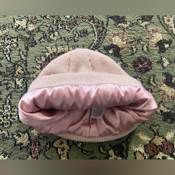 Yanibest Butter Satin Lined Knit Skull Beanie - Picture 5 of 6